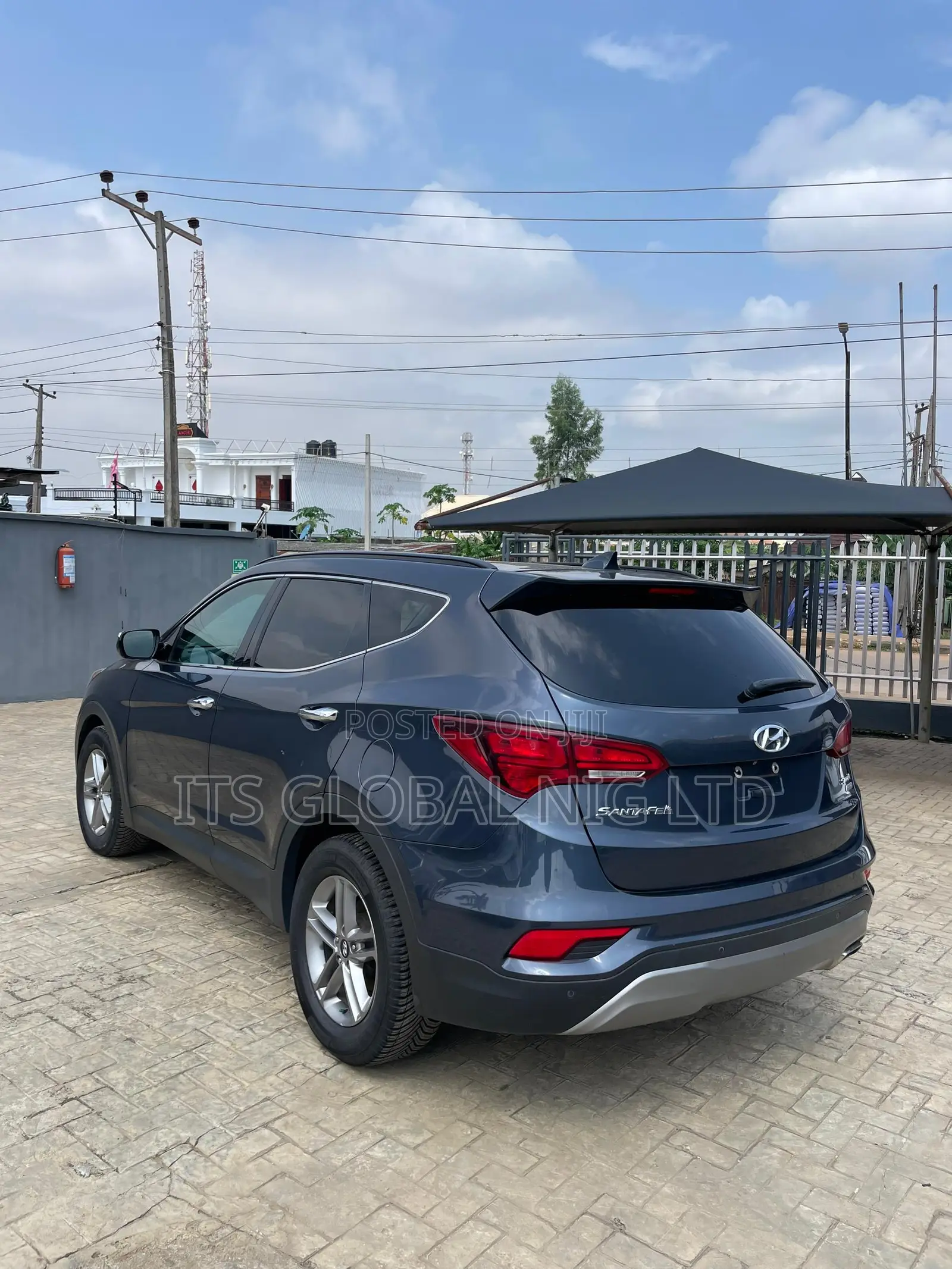 Hyundai Santa Fe SE AWD 2017 Blue