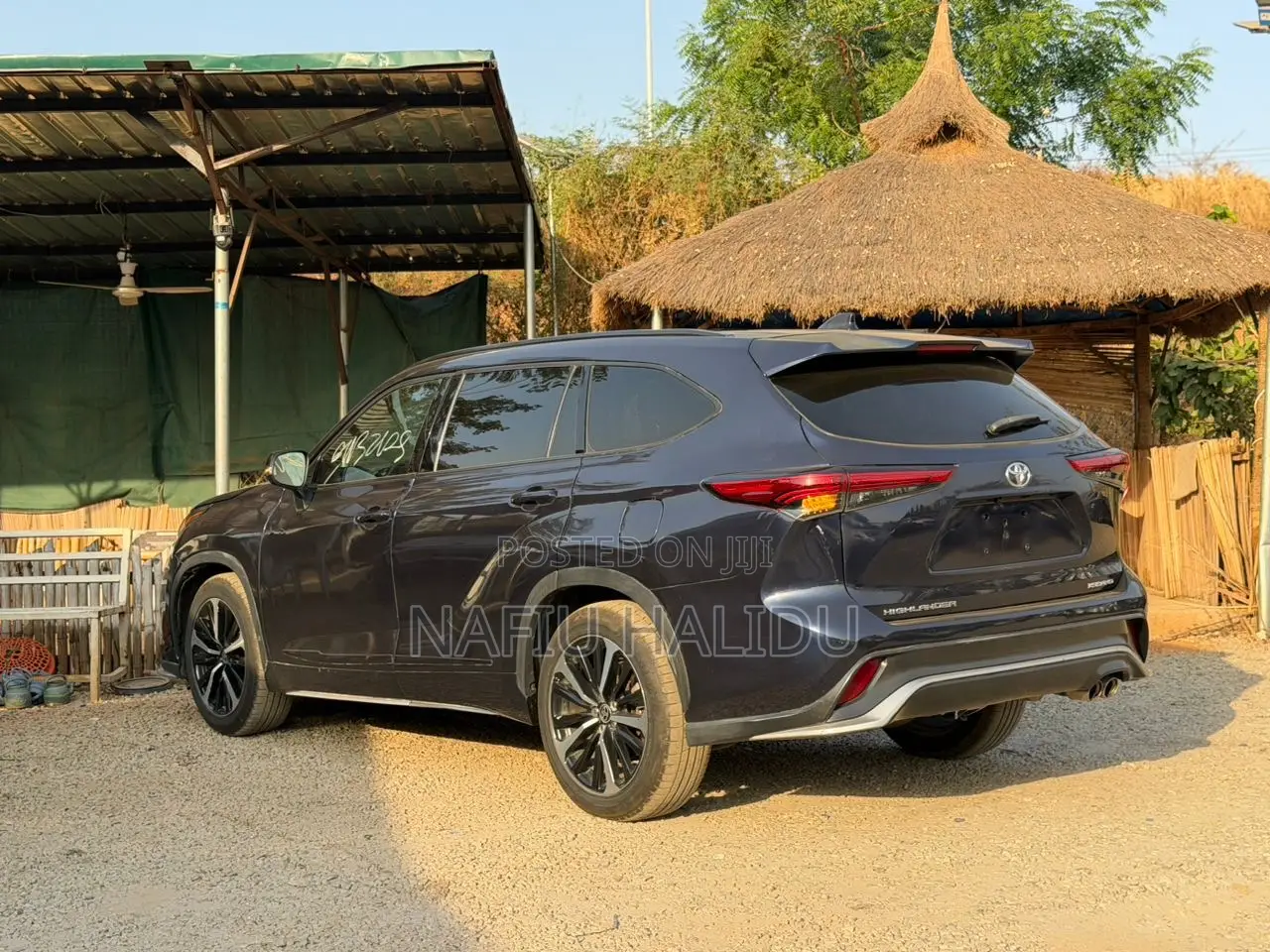 Toyota Highlander 2021 Black