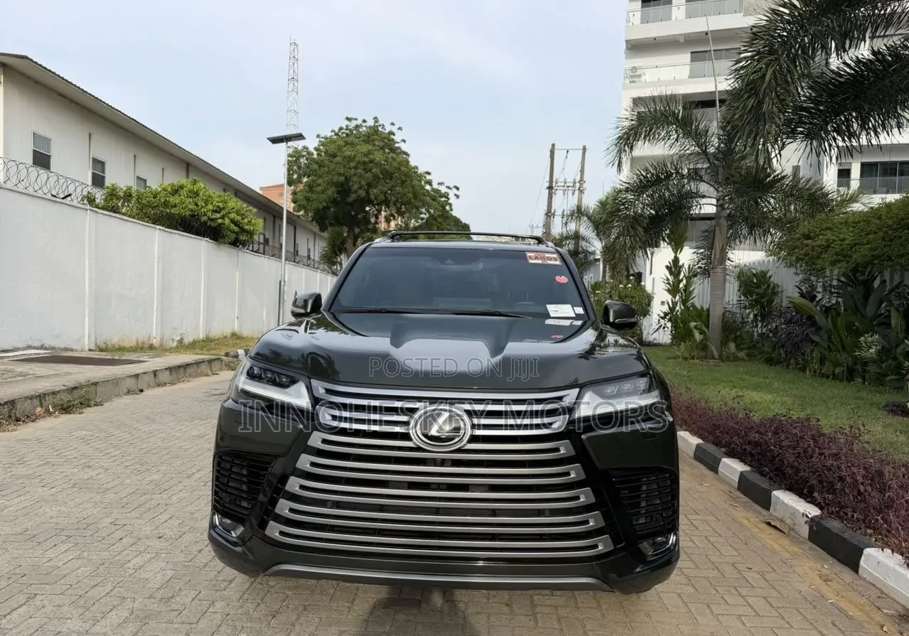Lexus LX LX 600 2023 Green