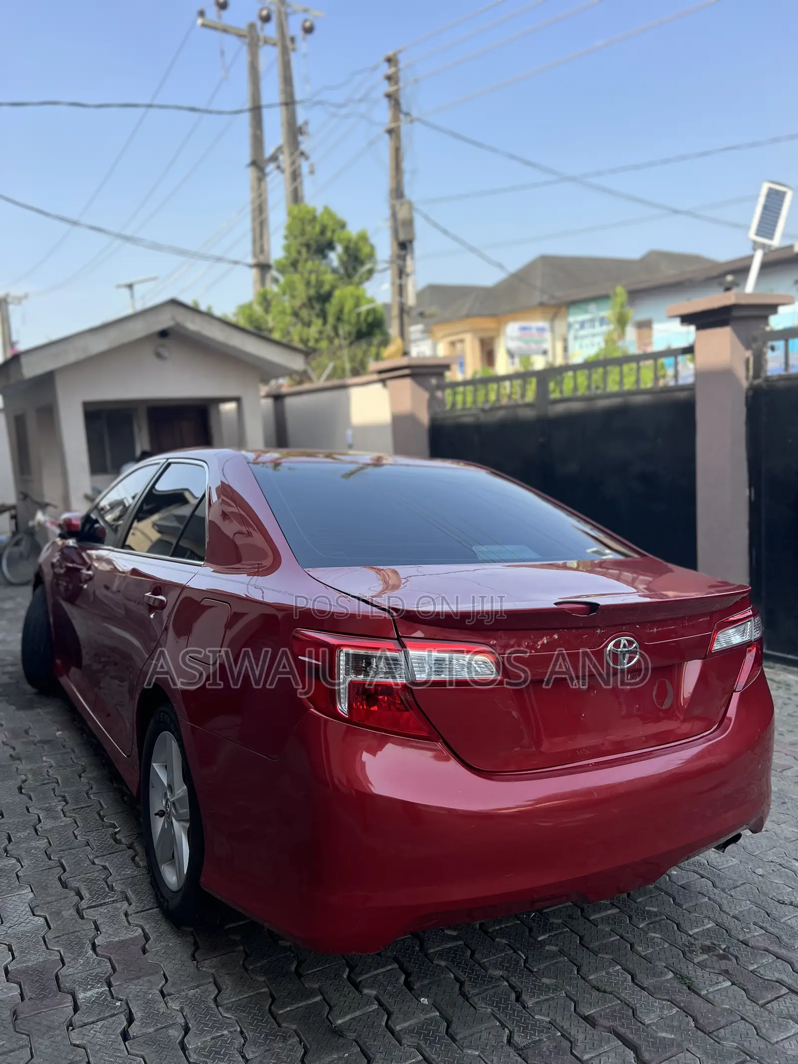Toyota Camry SE 4dr Sedan (3.5L 6cyl 6A) 2014 Red