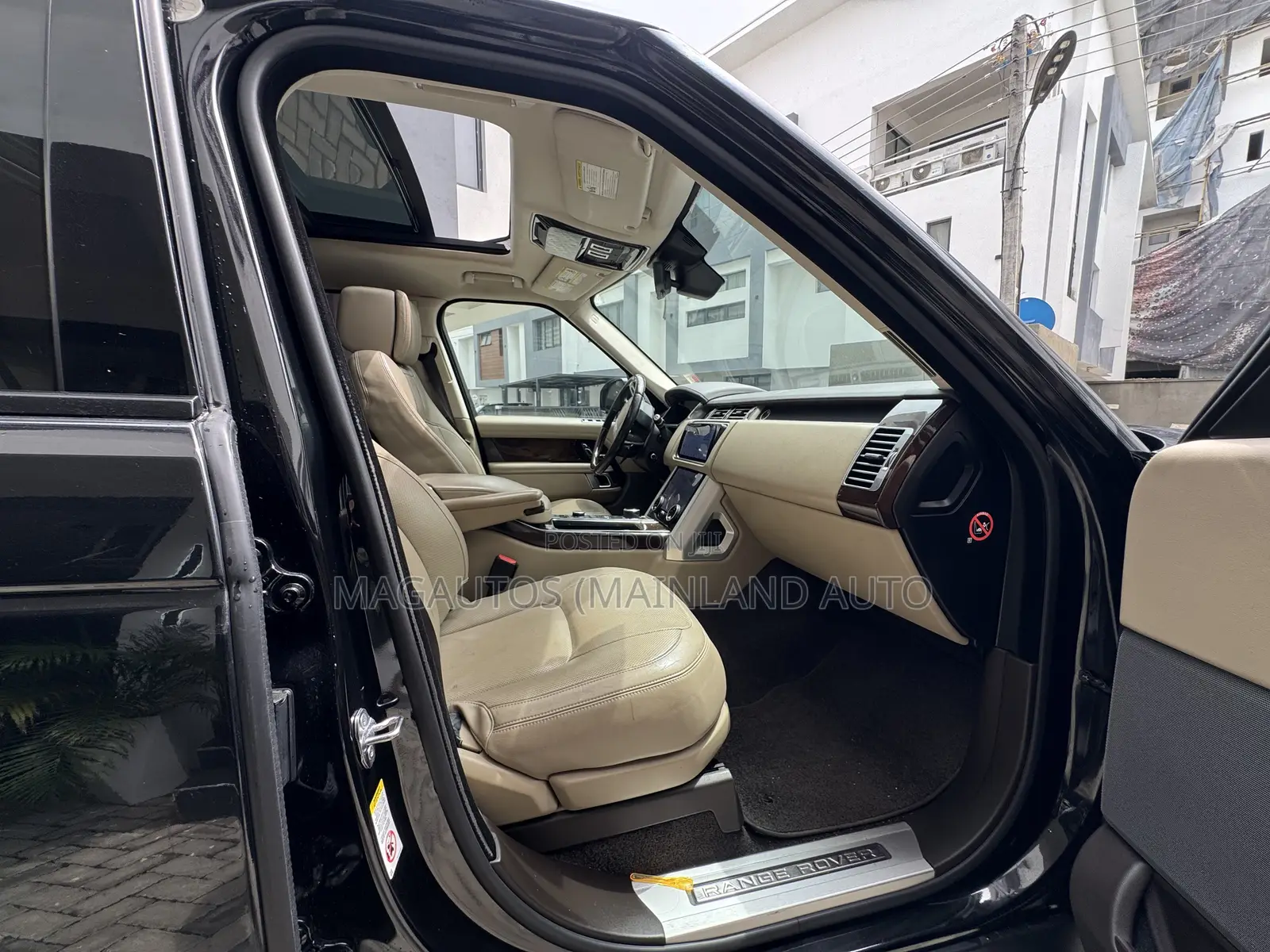Land Rover Range Rover 3.0L Supercharged HSE 2018 Black
