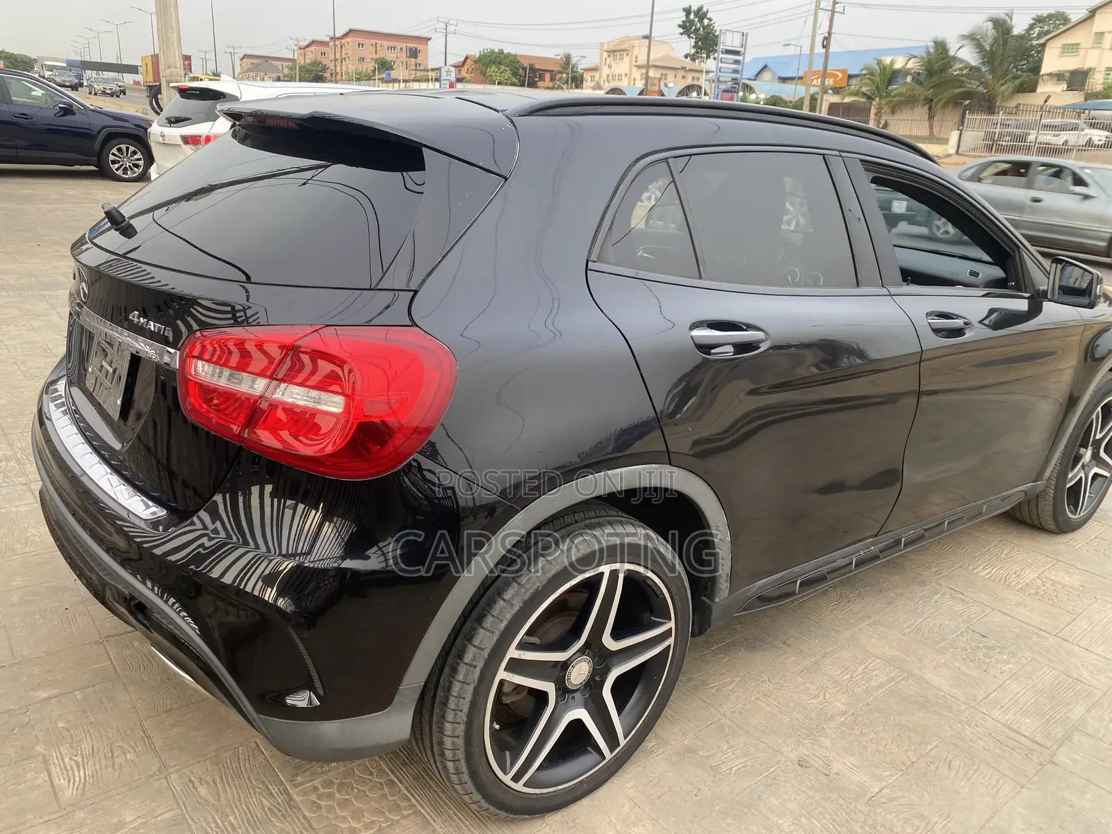 Mercedes-Benz GLA 250 2016 Black