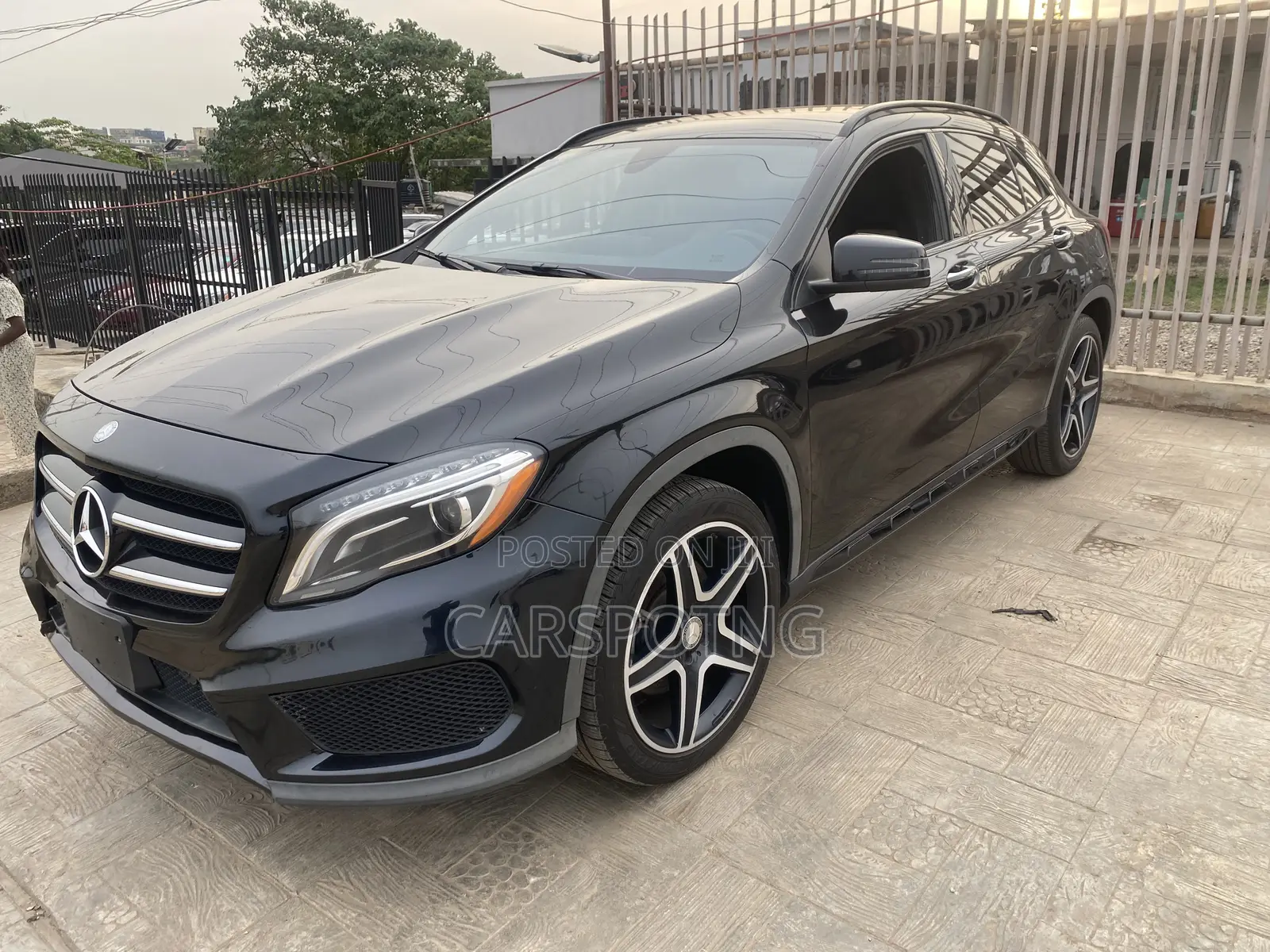 Mercedes-Benz GLA 250 2016 Black