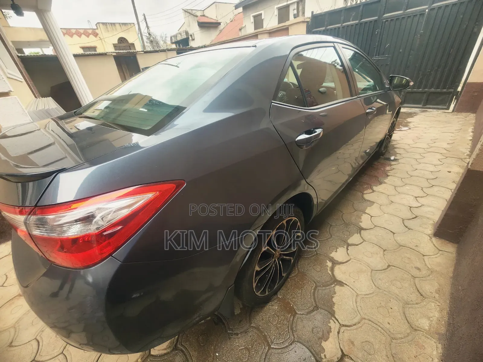 Toyota Corolla S 4dr Sedan (1.8L 4cyl CVT) 2014 Gray