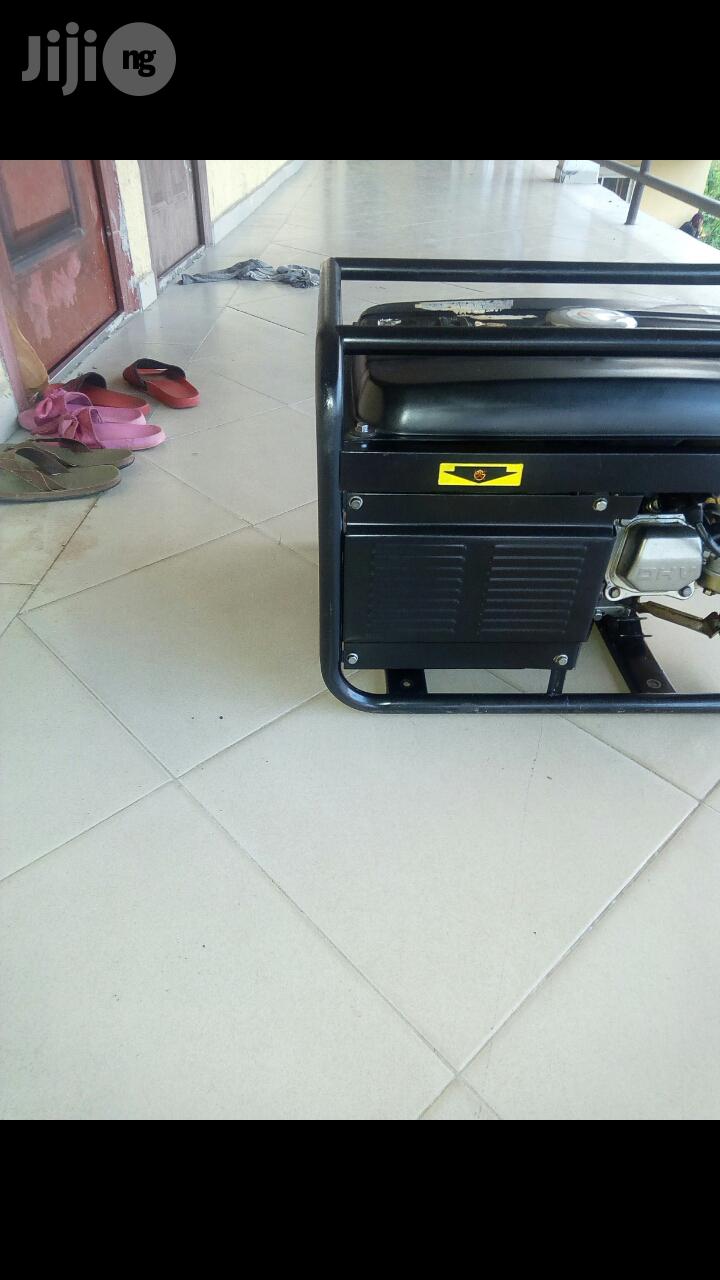 Original, Neatly Used 2.8kva SUMEC FIRMAN SPG3000 Copper Gen
