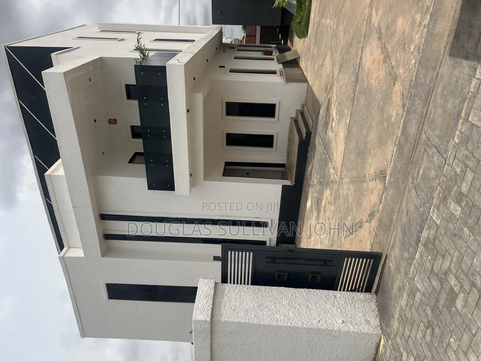 5bdrm Duplex in Independence Layout, Enugu for sale