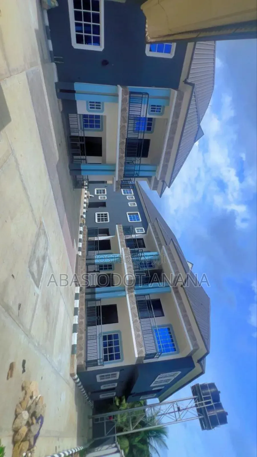 3bdrm Block of Flats in Mbikpong Estate Obot, Uyo for sale