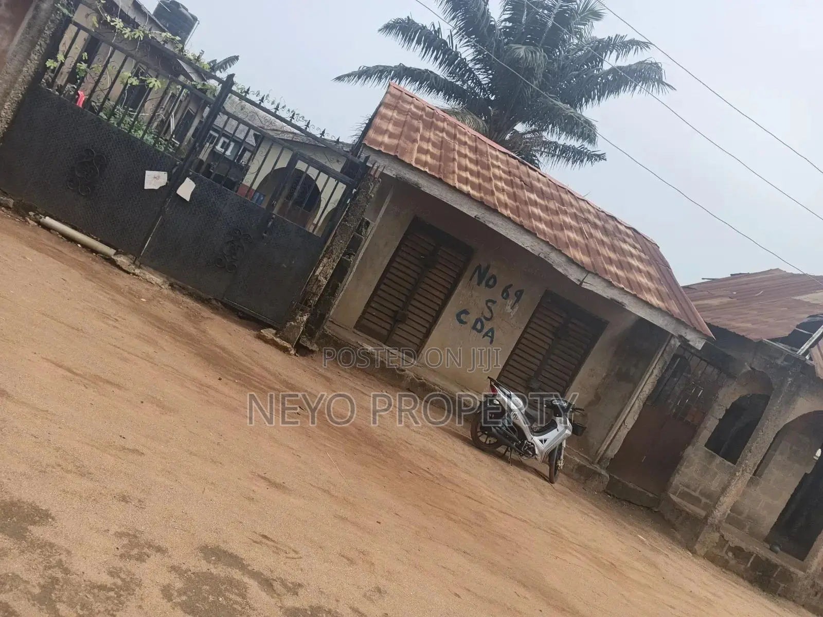 2bdrm Block of Flats in Agufoye Igbogbo for sale