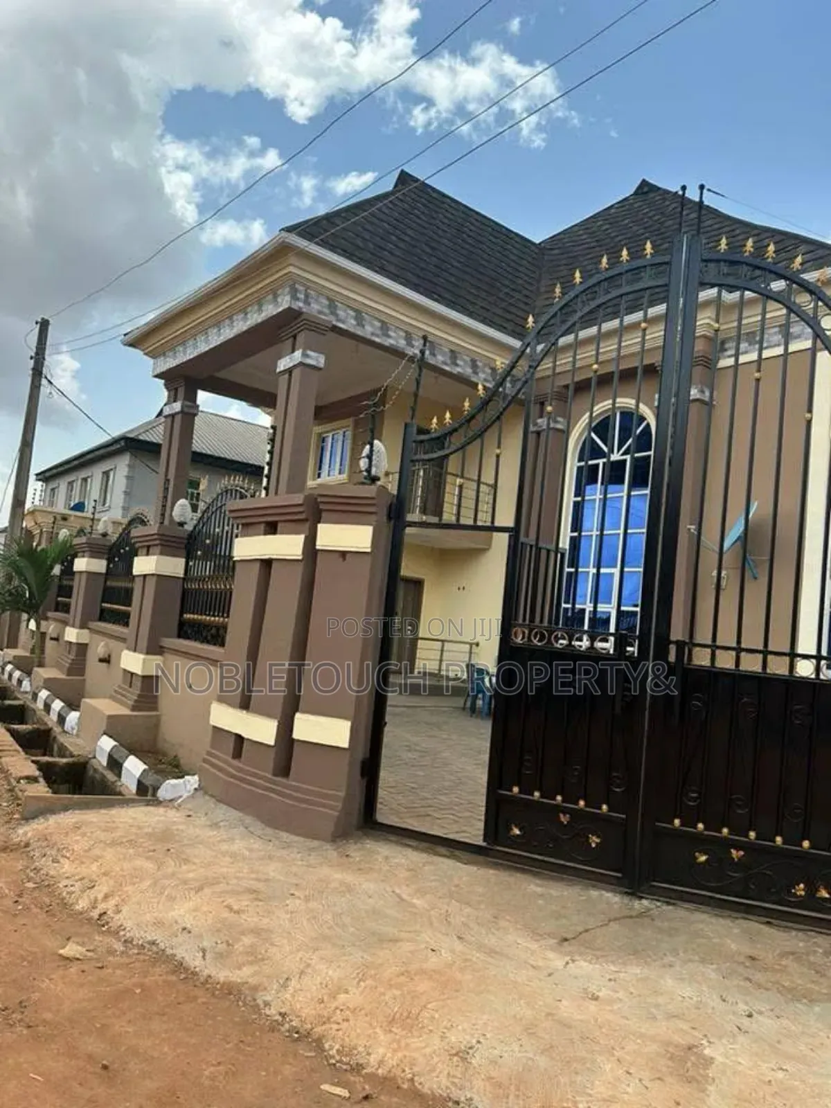 5bdrm Duplex in Ipaja Lagos, Baruwa for sale