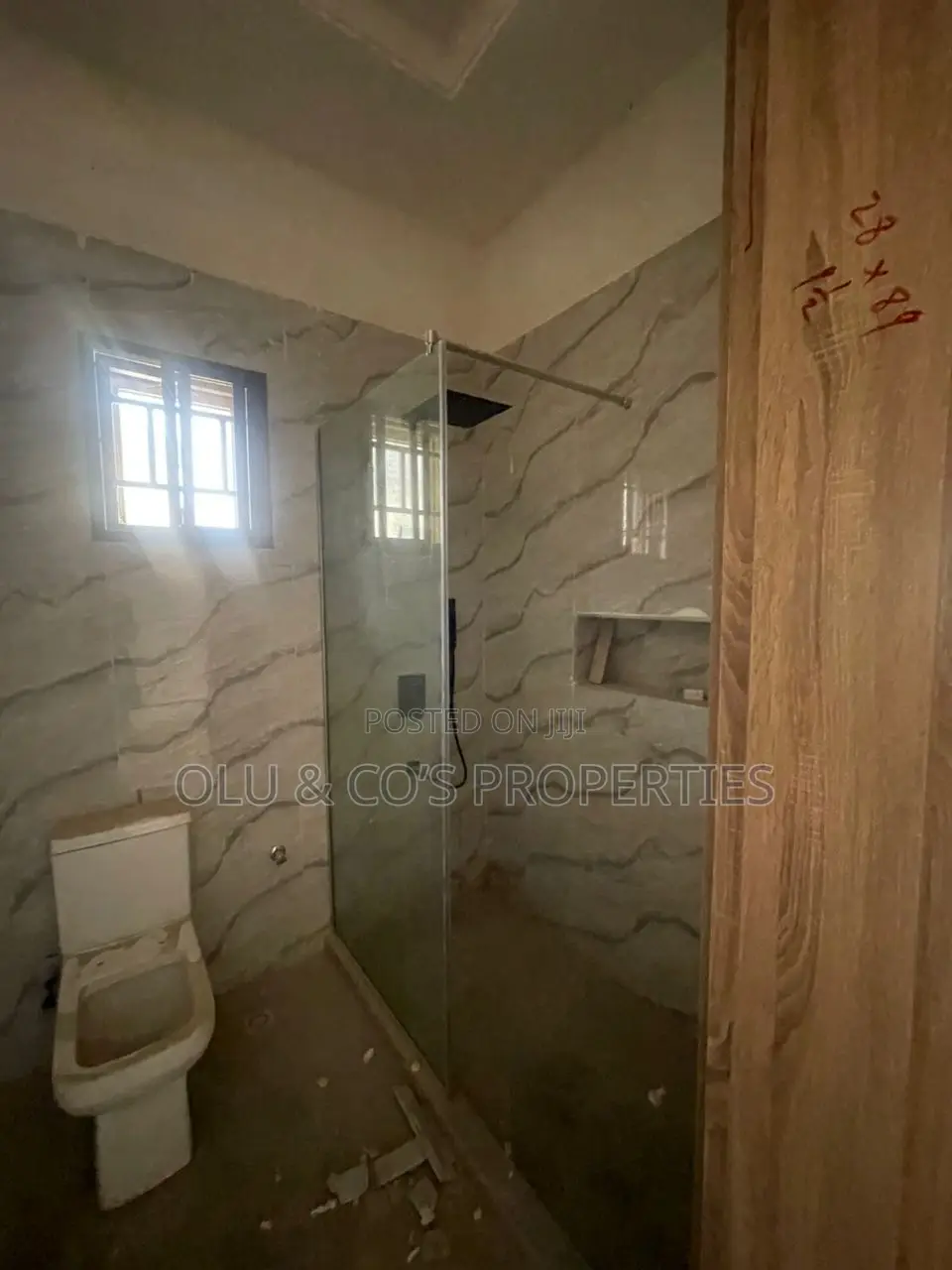 4bdrm Duplex in Lifecamp for sale