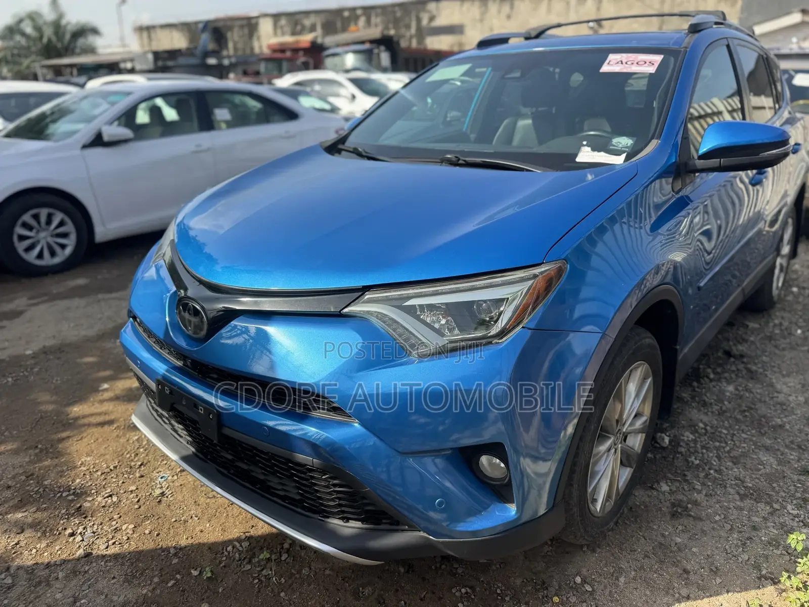 Toyota RAV4 SE AWD (2.5L 4cyl 6A) 2016 Blue
