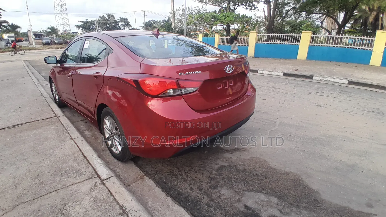Hyundai Elantra SE 4dr Sedan (1.8L 4cyl 6A) 2015 Red