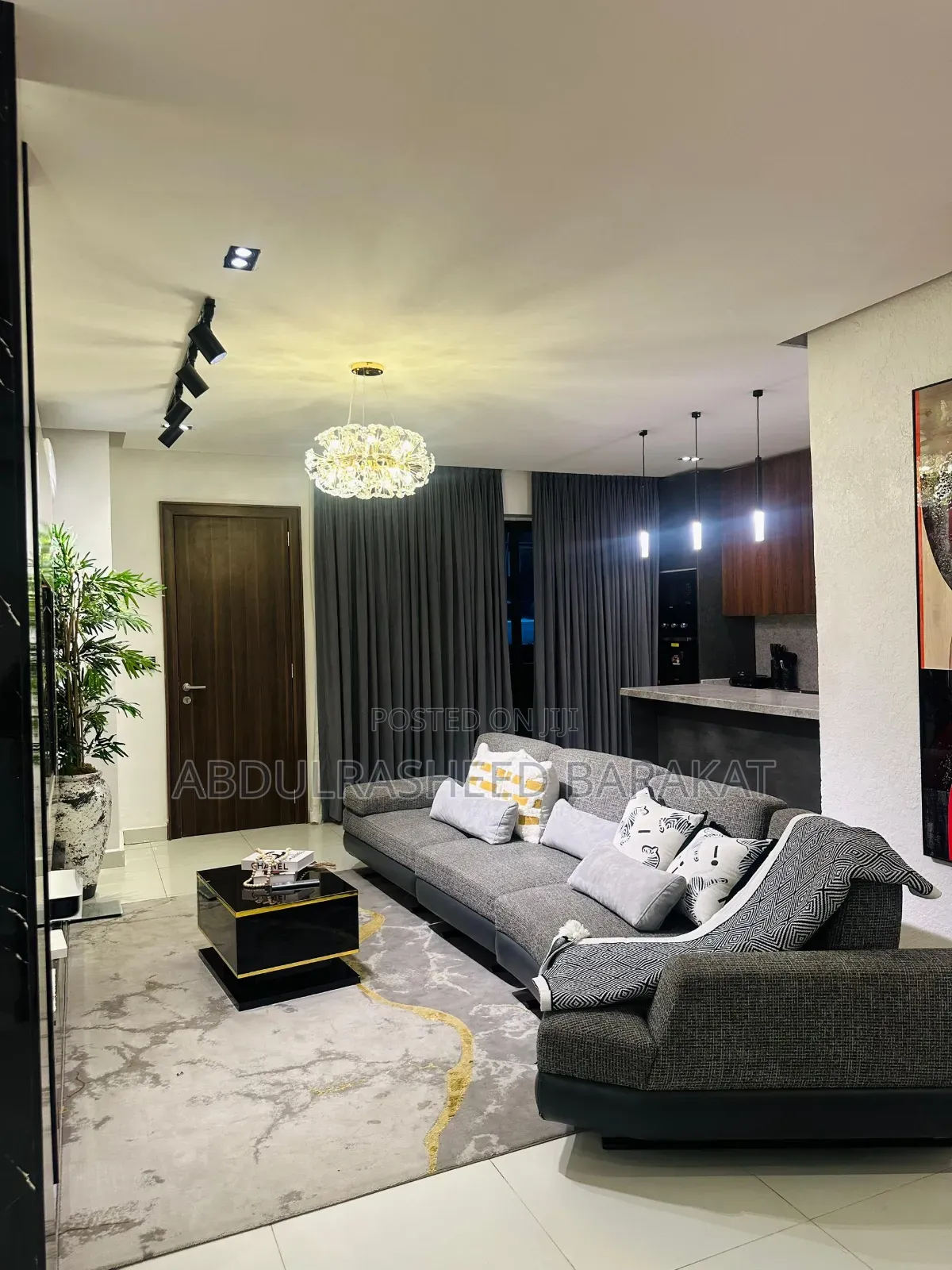 Luxury Two Bedroom Apartment With Ps5, Snooker and Swimming Pool