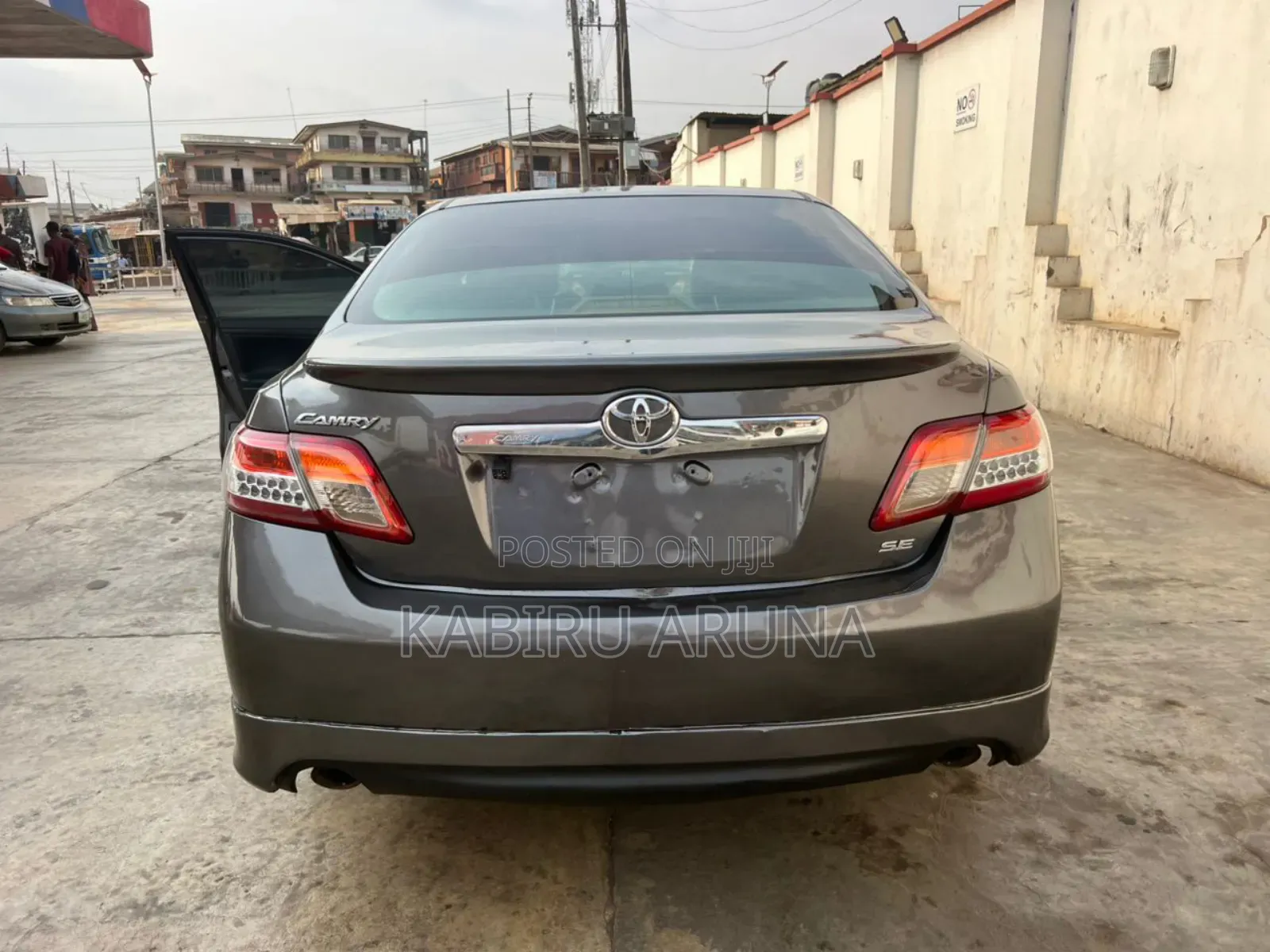 Toyota Camry 2011 Gray
