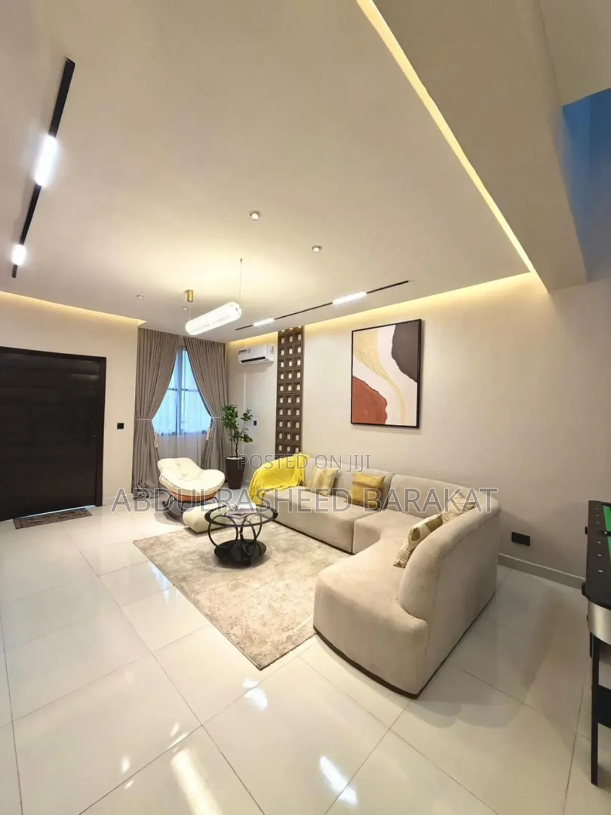 Brand New Luxury 2bedroom Maisonette With Snooker Board and Elevator