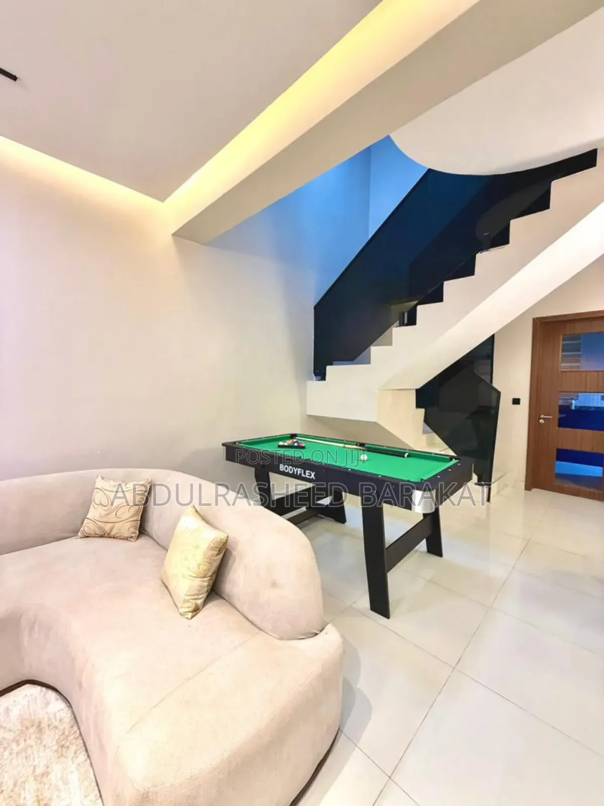 Brand New Luxury 2bedroom Maisonette With Snooker Board and Elevator