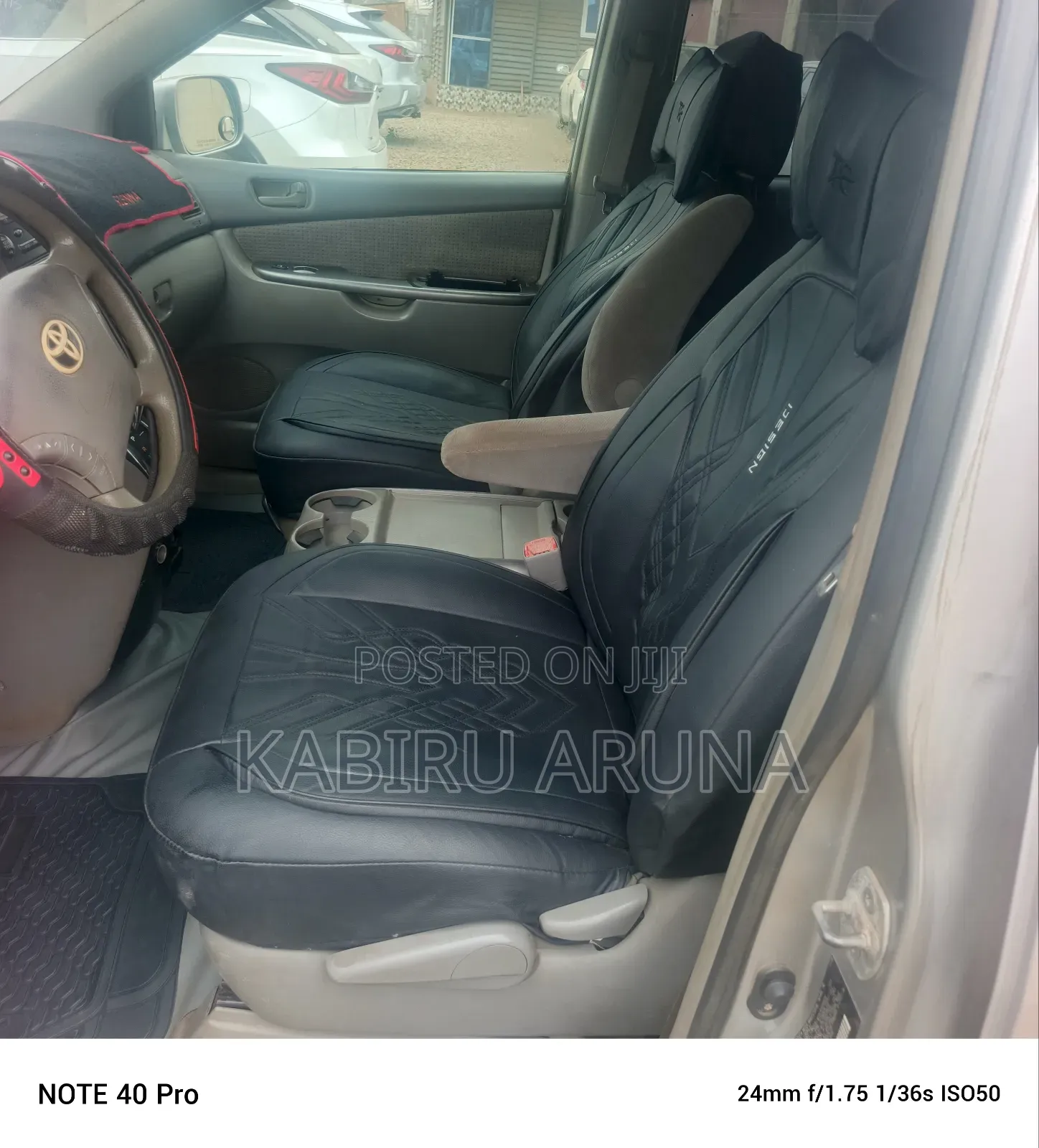 Toyota Sienna 2005 Silver