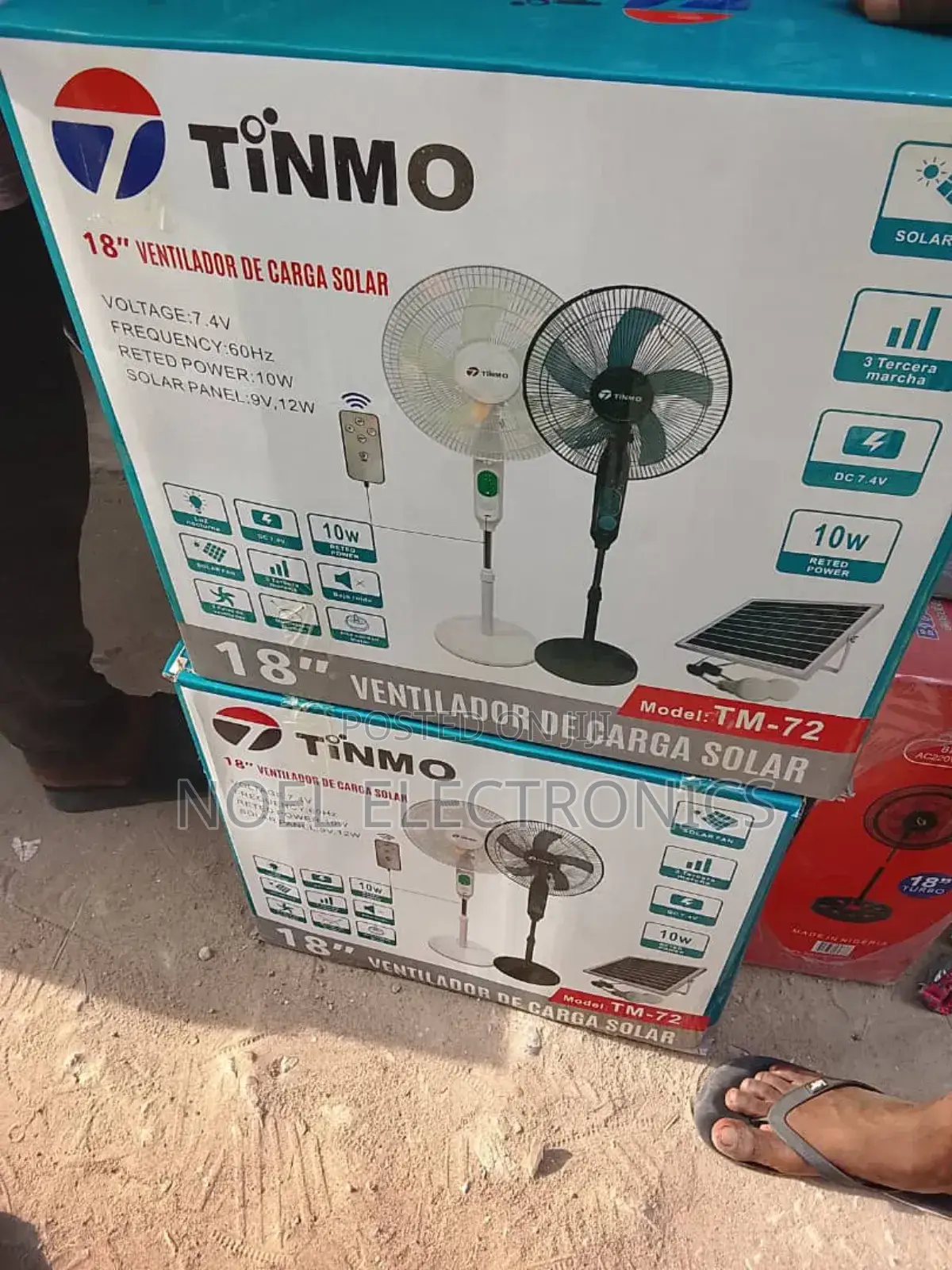 Tinmo 18-Inch Rechargeable Solar Fan