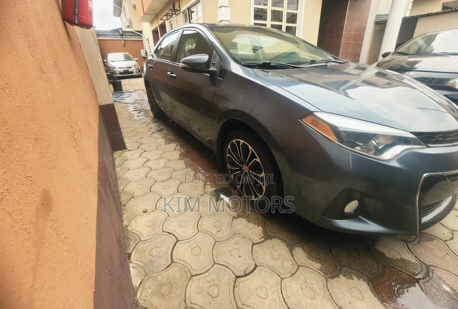 Toyota Corolla S 4dr Sedan (1.8L 4cyl CVT) 2014 Gray