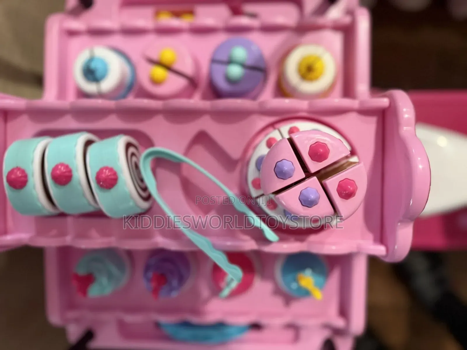 Huffy Disney Minnie Mouse Bakery Cart Ride On