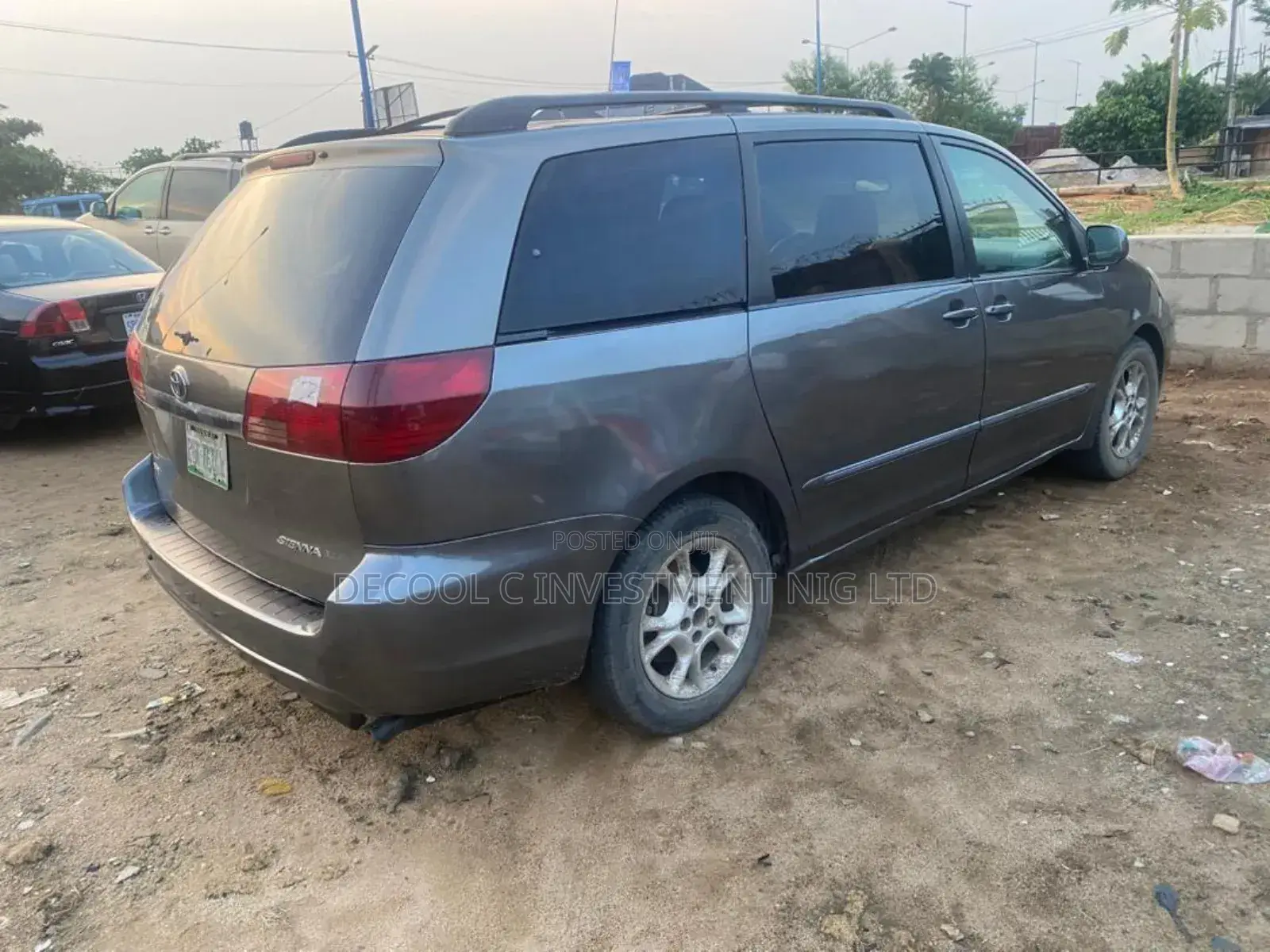 Toyota Sienna LE AWD 2005 Gray
