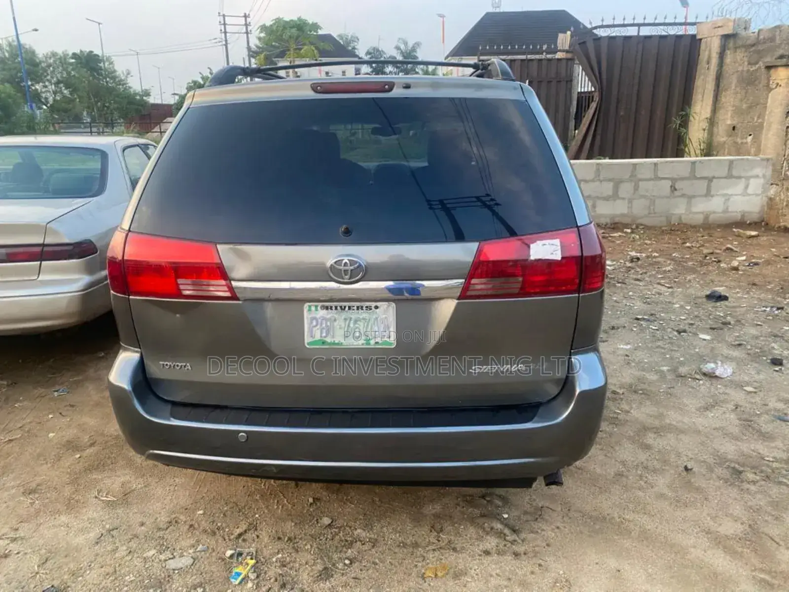 Toyota Sienna LE AWD 2005 Gray