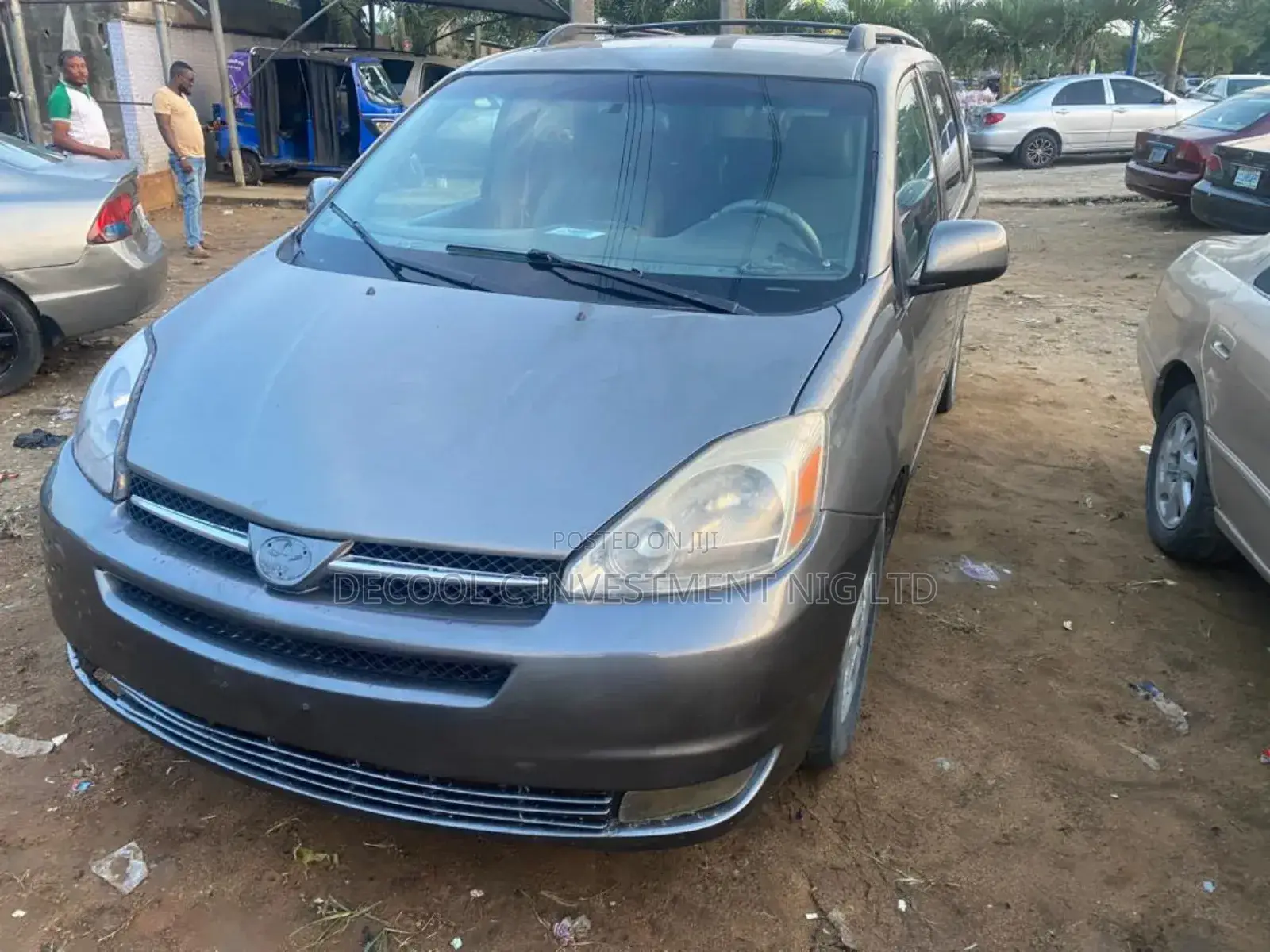 Toyota Sienna LE AWD 2005 Gray