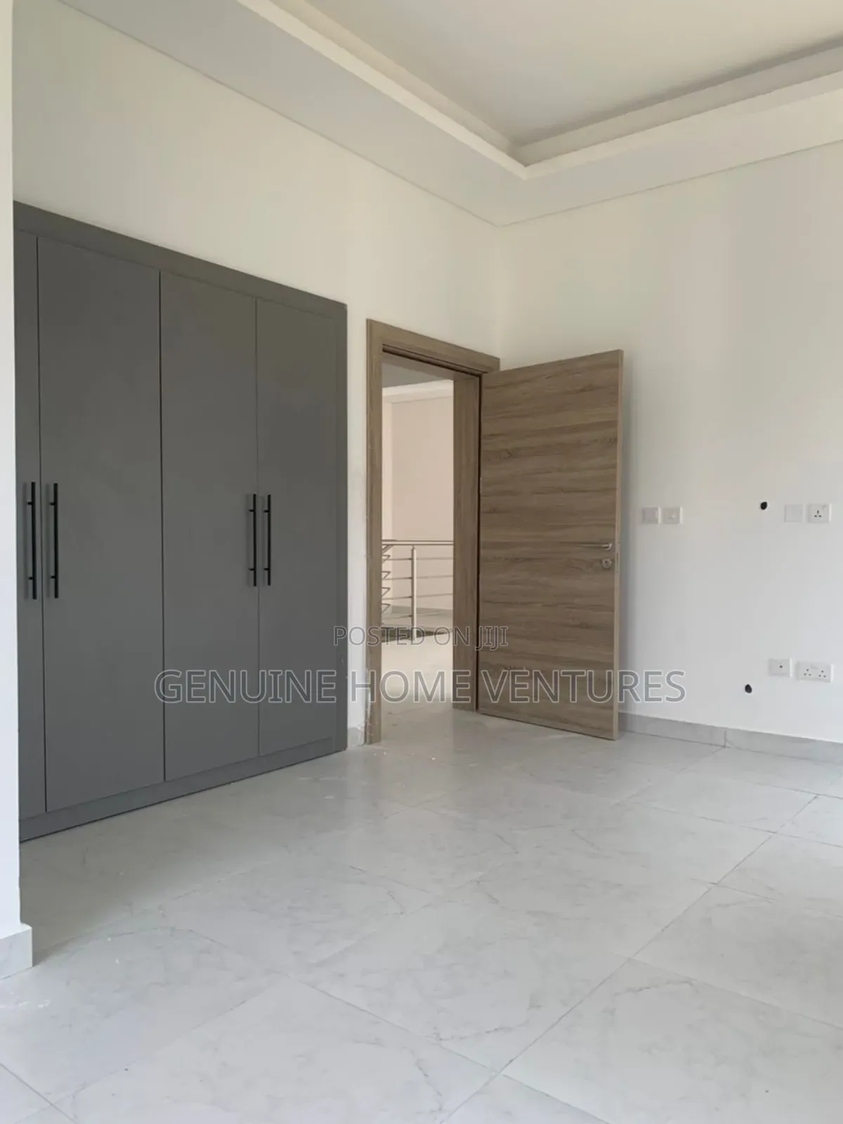 6bdrm Duplex in Mayeigun Beach for rent