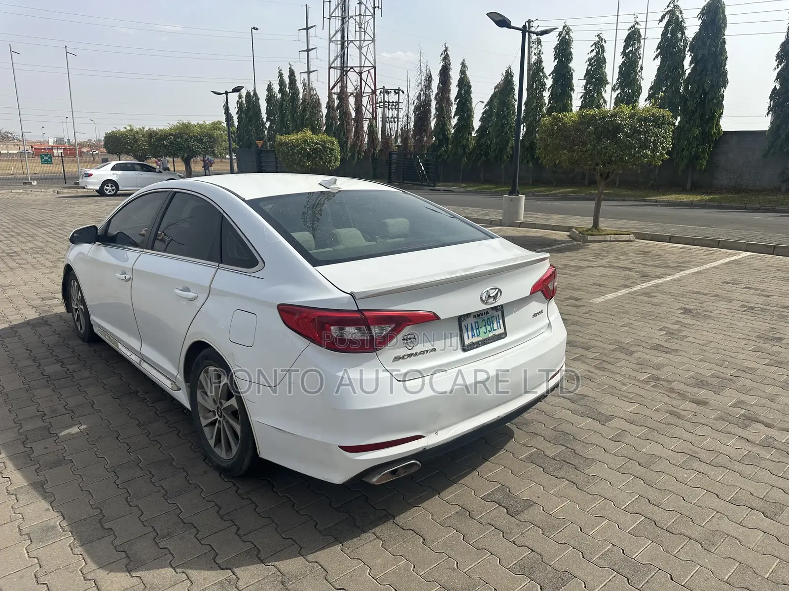 Hyundai Sonata Sport Sedan FWD (2.4L 4cyl 6A) 2016 White
