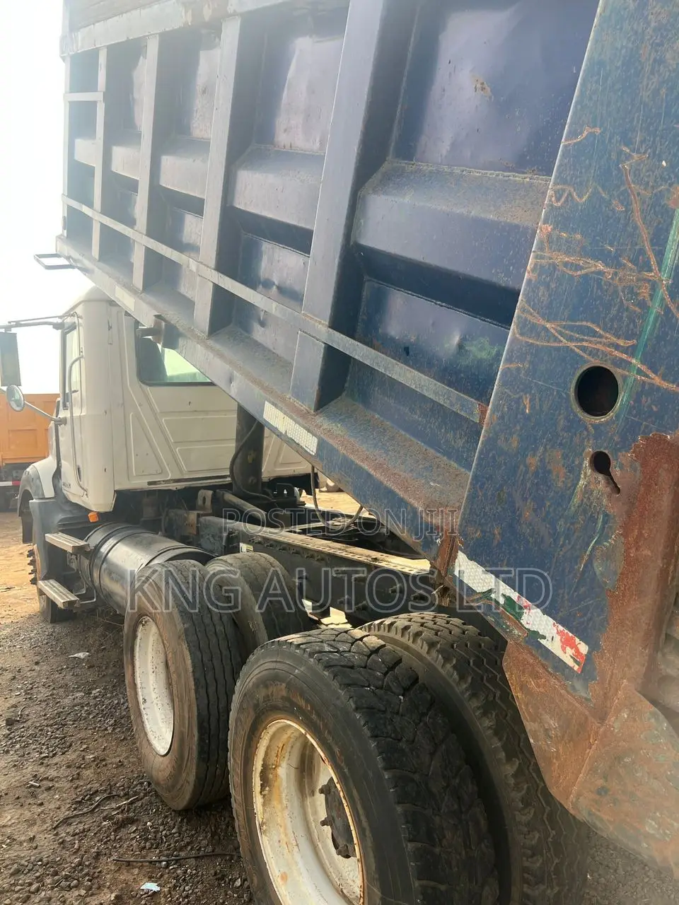 Mack Tipper Truck Vision