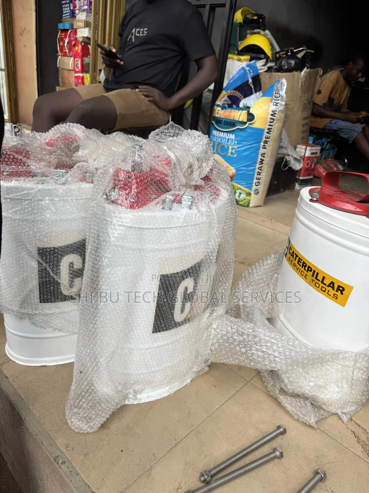 Caterpillar (Cat) Manual Grease Pump Bucket
