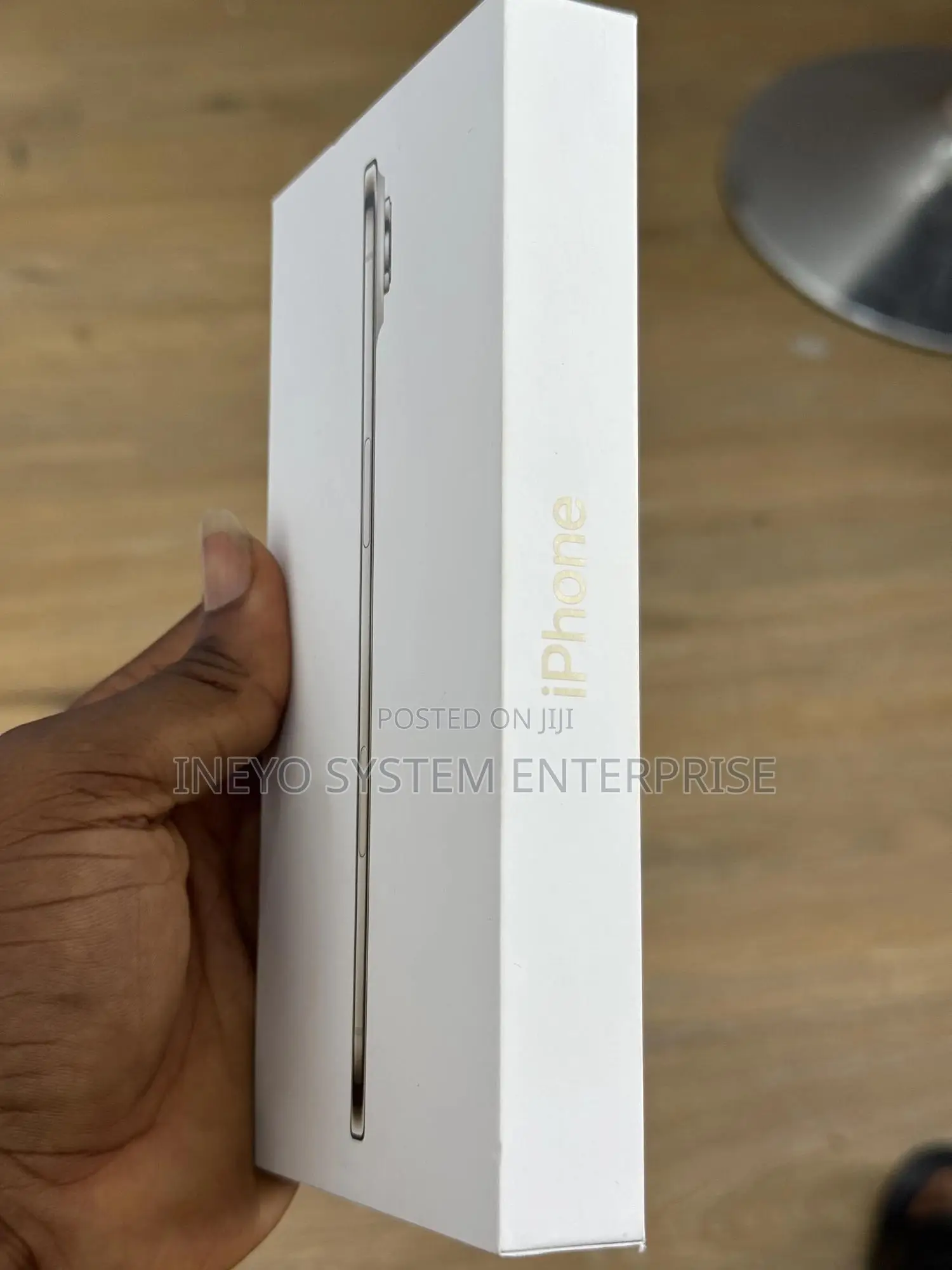 New Apple iPhone Air 256 GB Gold