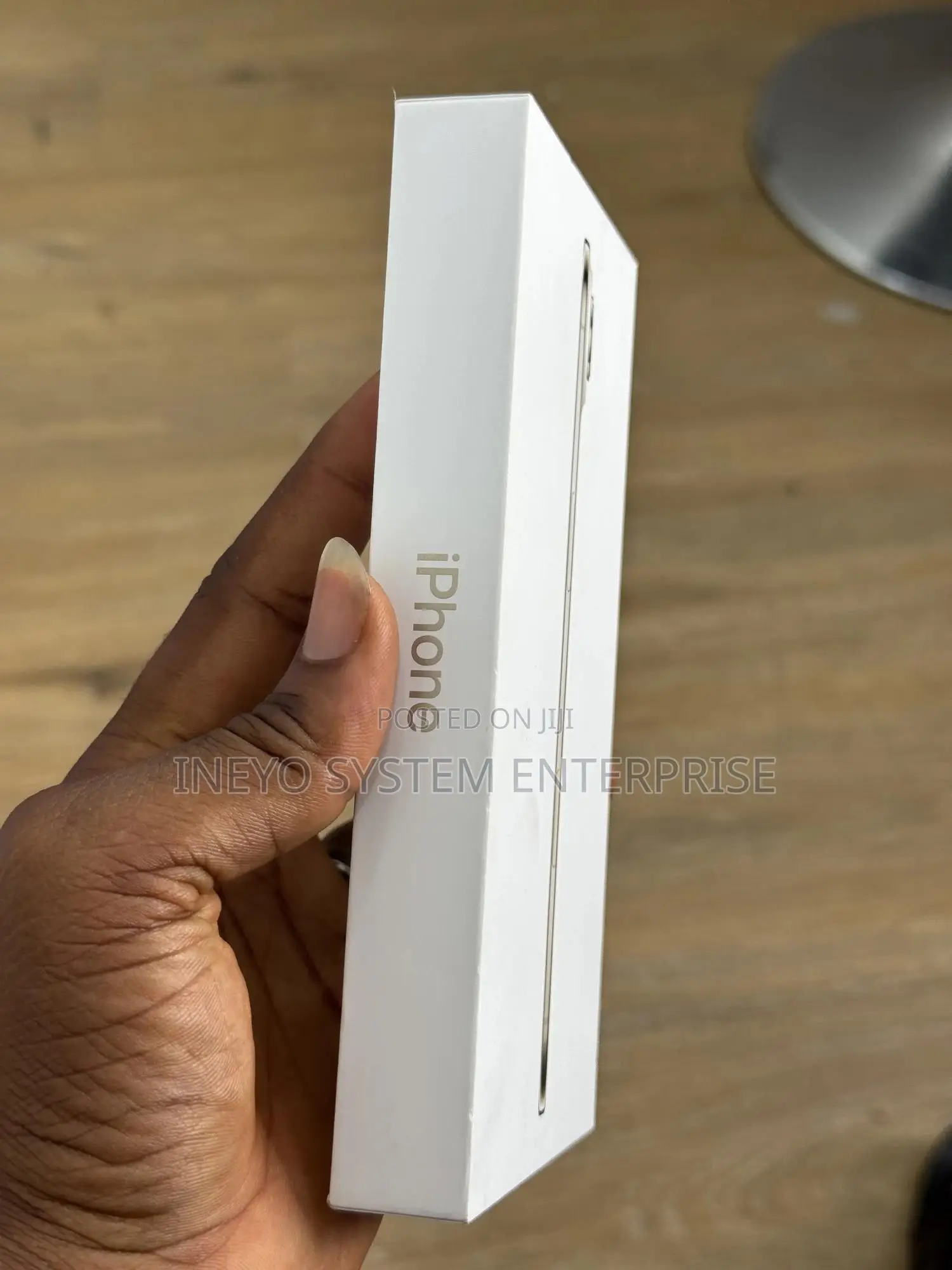 New Apple iPhone Air 256 GB Gold