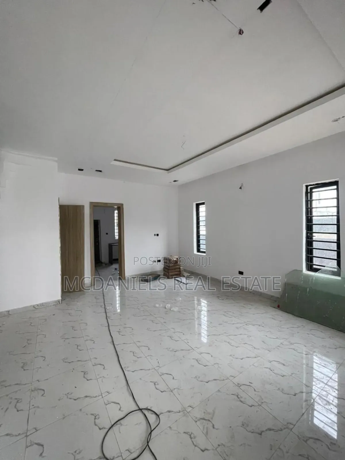 4bdrm Duplex in Osapa london for sale