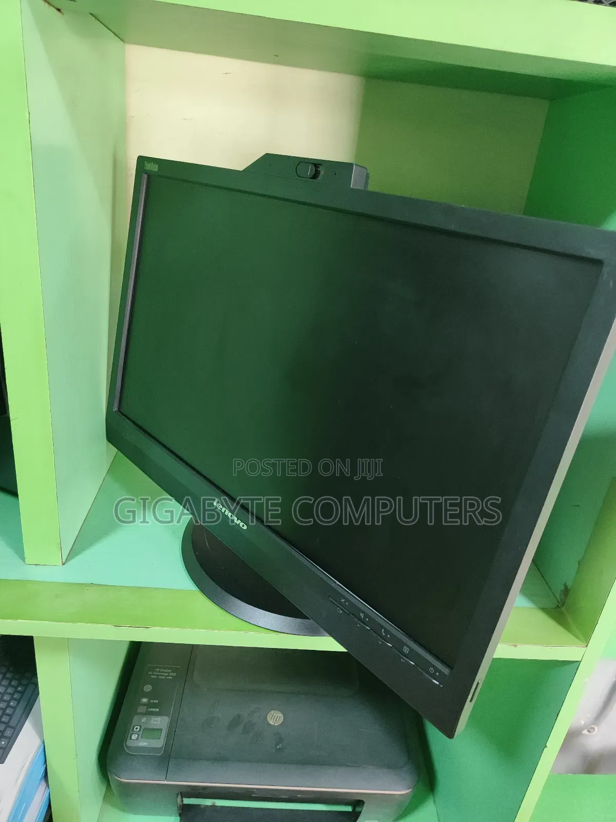 Desktop Computer Dell OptiPlex 7050 16GB Intel Core i7 HDD 500GB