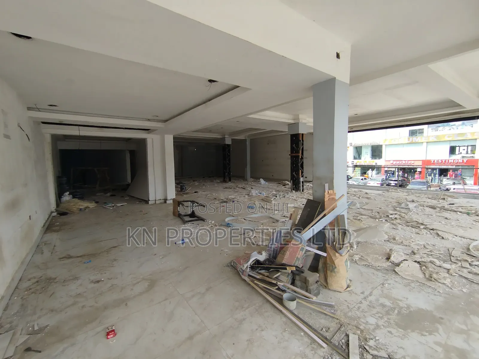 For Rent 180 SQM Meters for Commercial Purposes