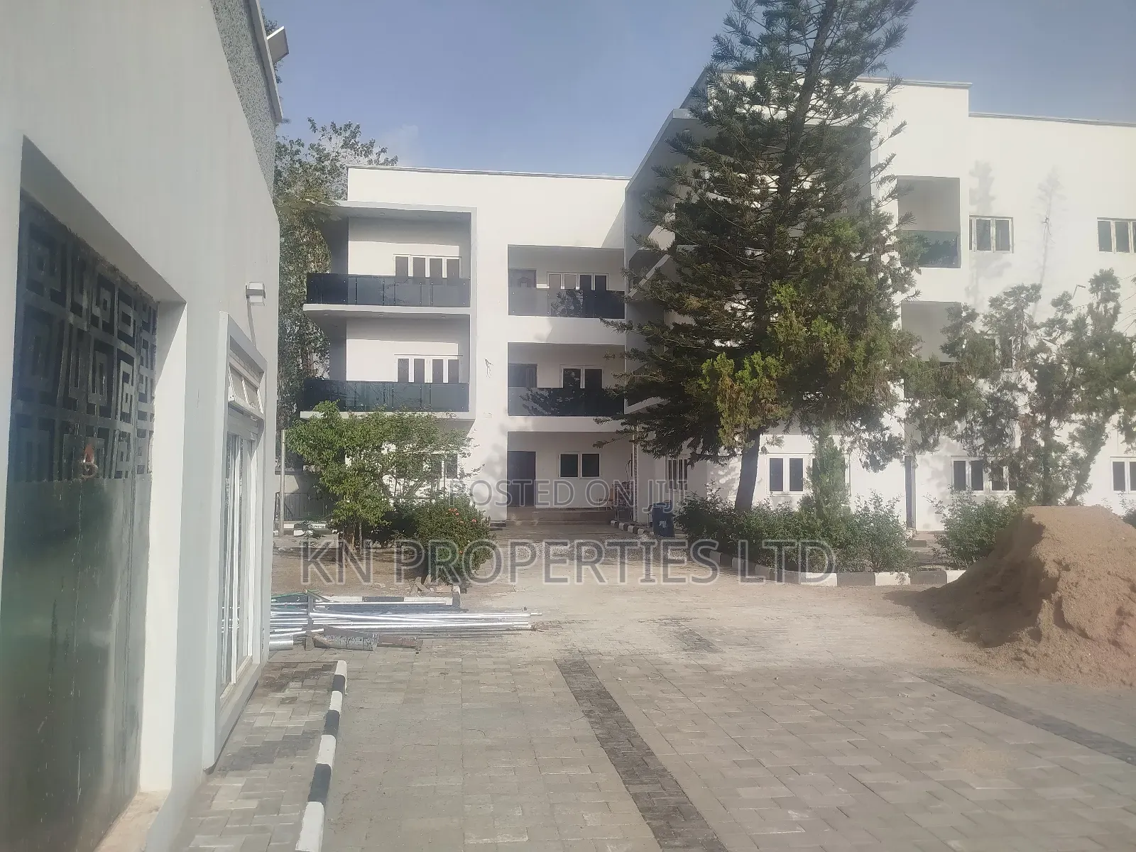 6bdrm Duplex in Asokoro Main for rent