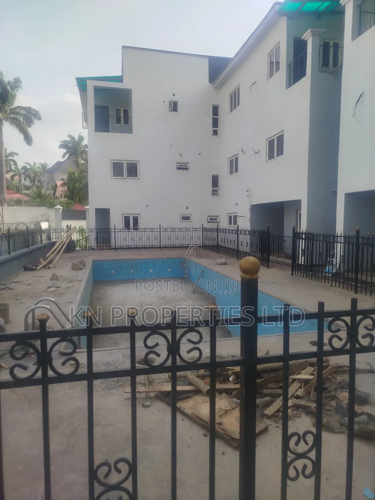6bdrm Duplex in Asokoro Main for rent