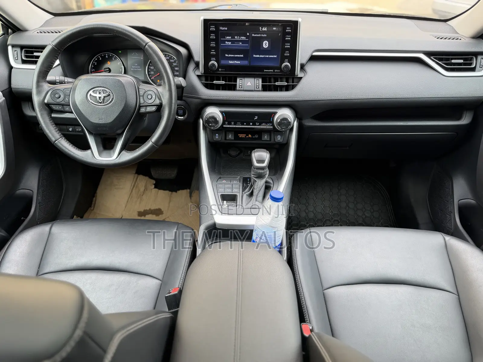 Toyota RAV4 XLE Premium 2021 Gray