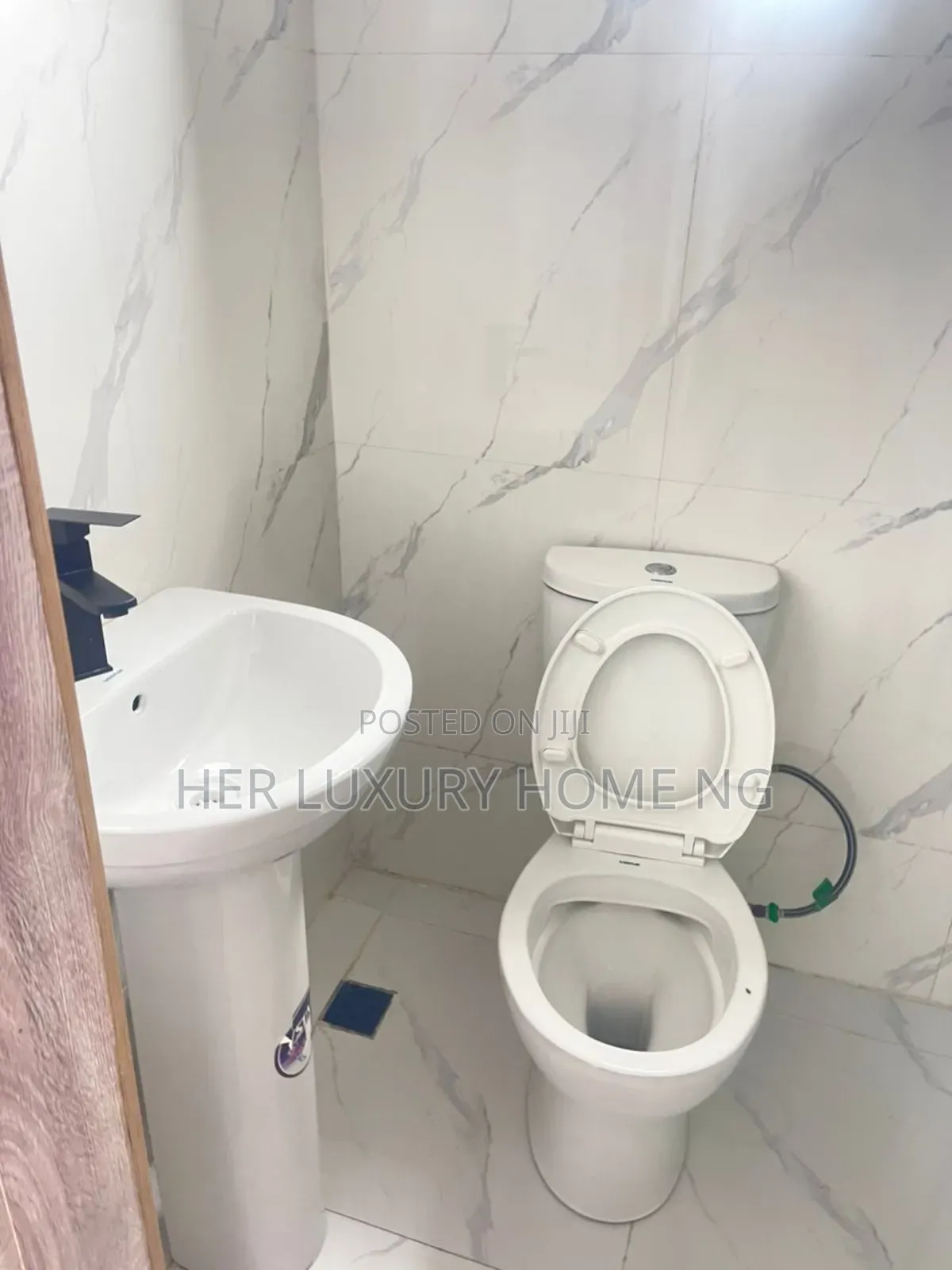 Studio Apartment in Harris Drive, VGC / Ajah for rent