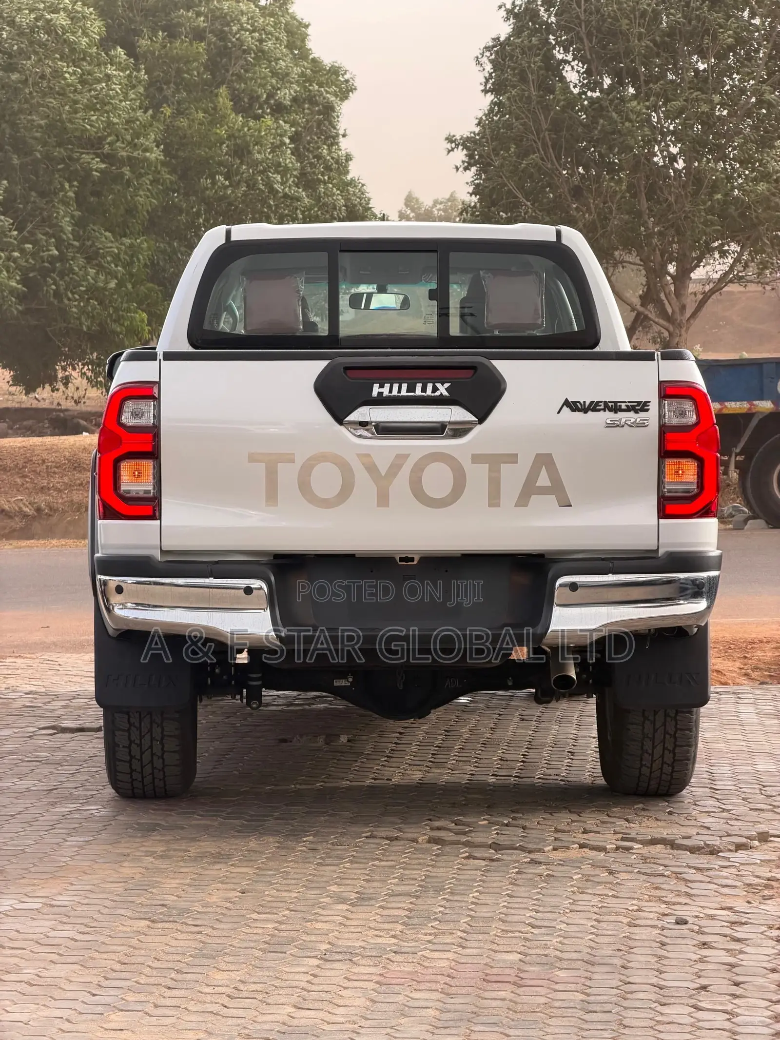 New Toyota Hilux 2024 White
