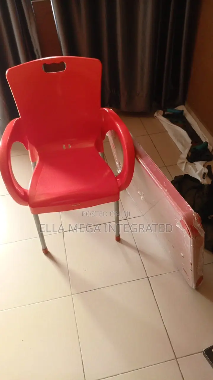 Plastics Chair With Stainless Aluminum Leg.