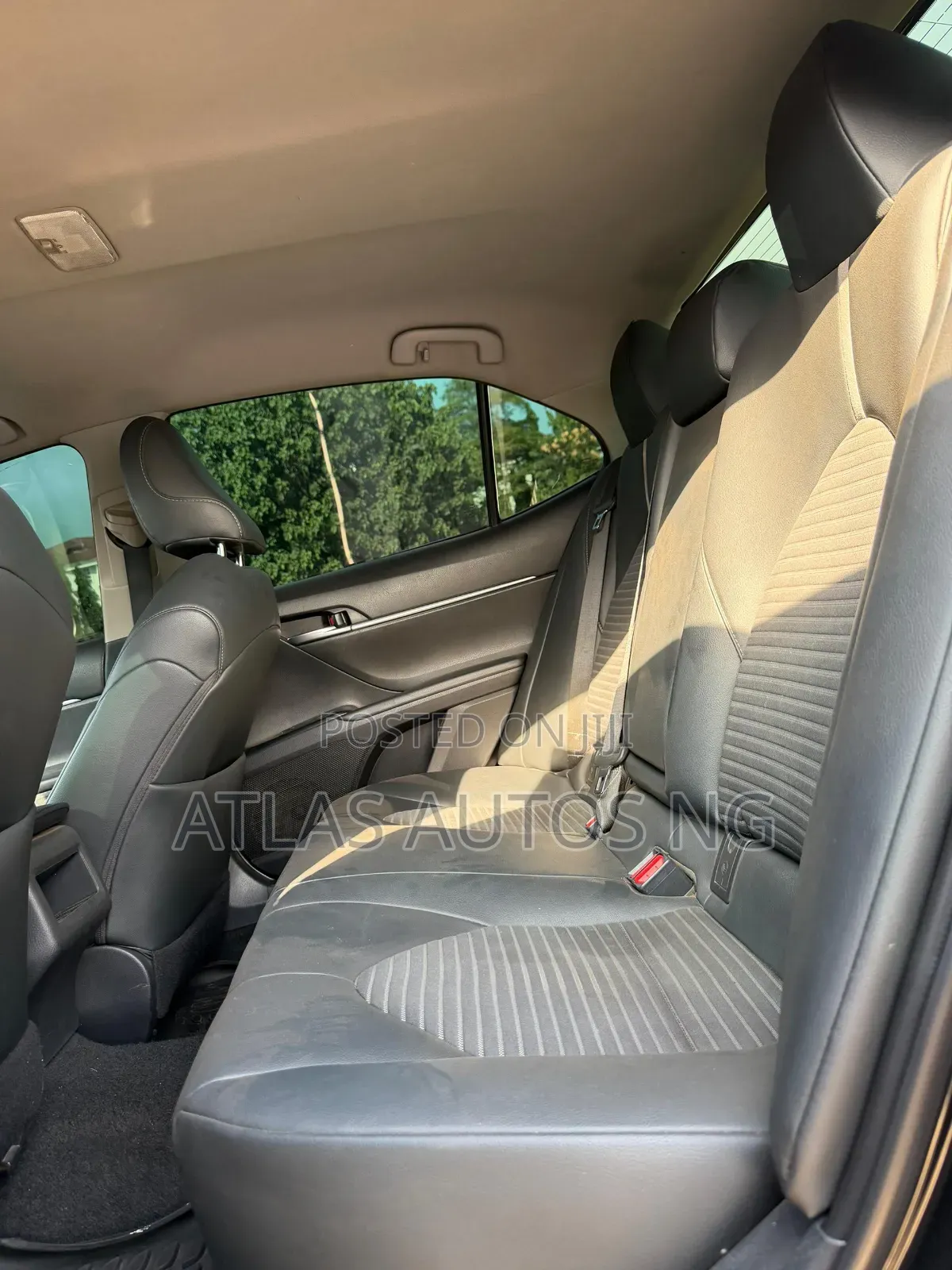 Toyota Camry SE (2.5L 4cyl 8A) 2019 Black