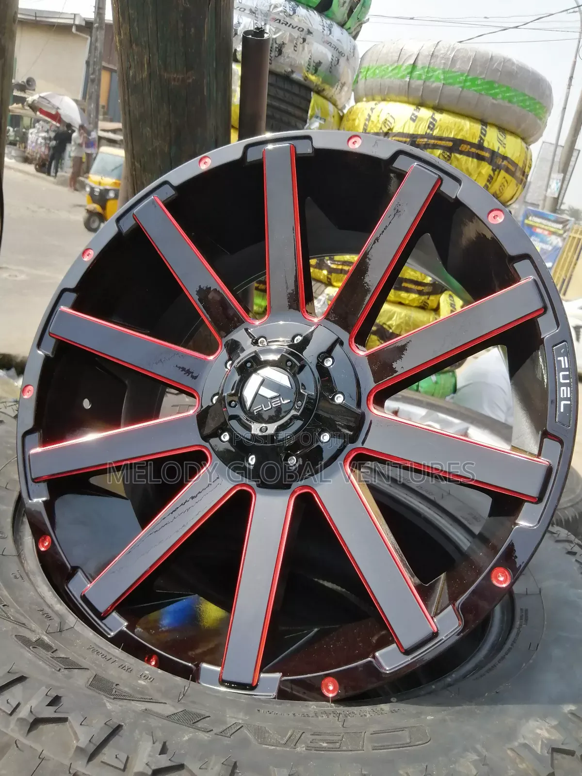 20 and 18 Offroad Rims and Tyres for Tundra Tacoma Escalate Fordf150