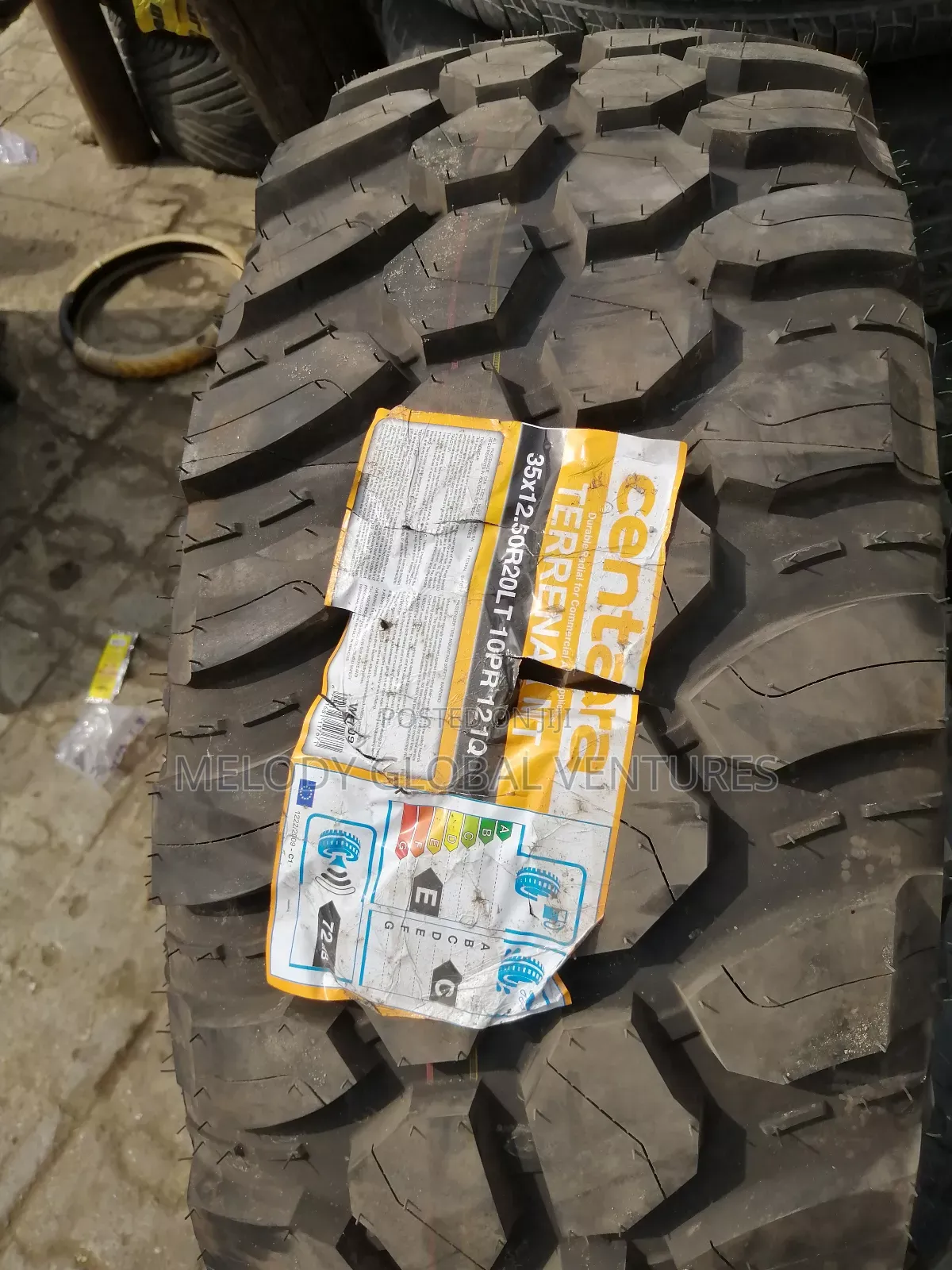 20 and 18 Offroad Rims and Tyres for Tundra Tacoma Escalate Fordf150