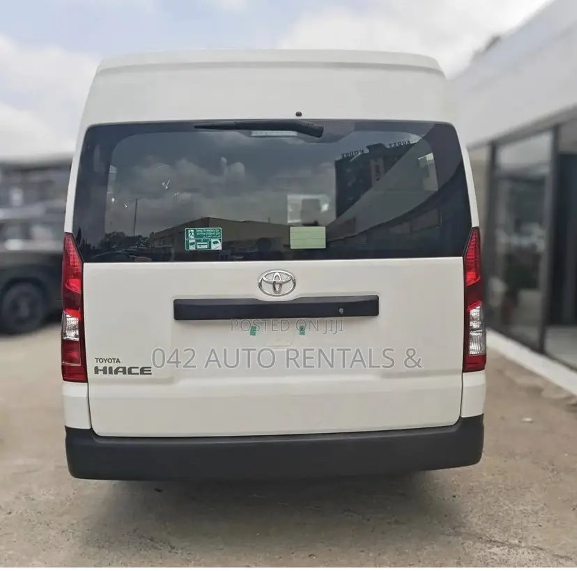 Toyota Hiace Bus for Hire