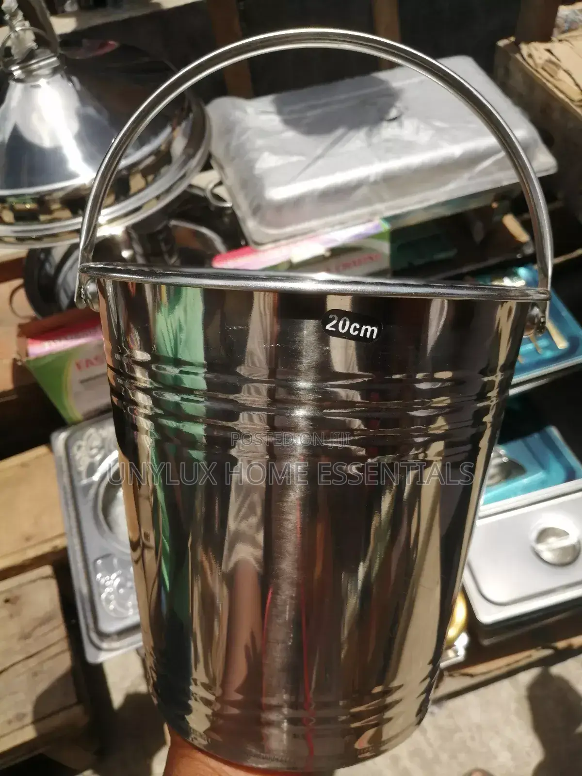 20 Stainless Ice Bucket With Picker