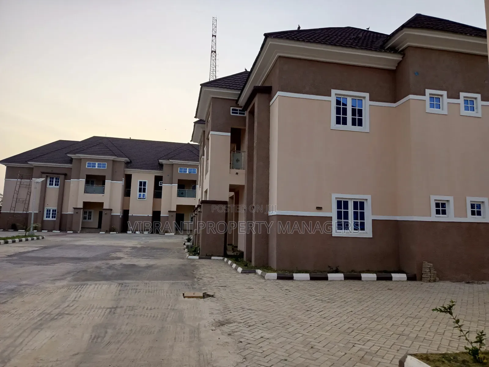 2bdrm Block of Flats in Chalawa Gra Barnawa, Kaduna / Kaduna State