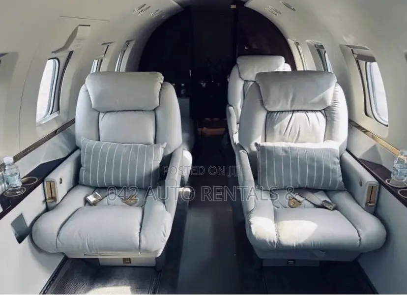 Hawker 800 for Charter