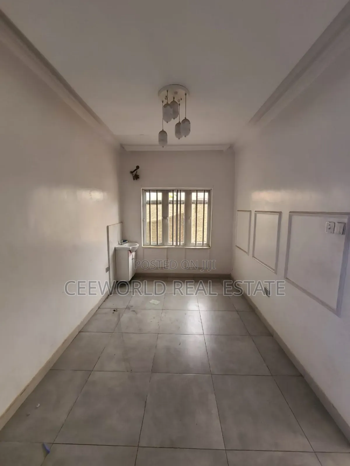 4bdrm Duplex in Main Jericho Gra for rent